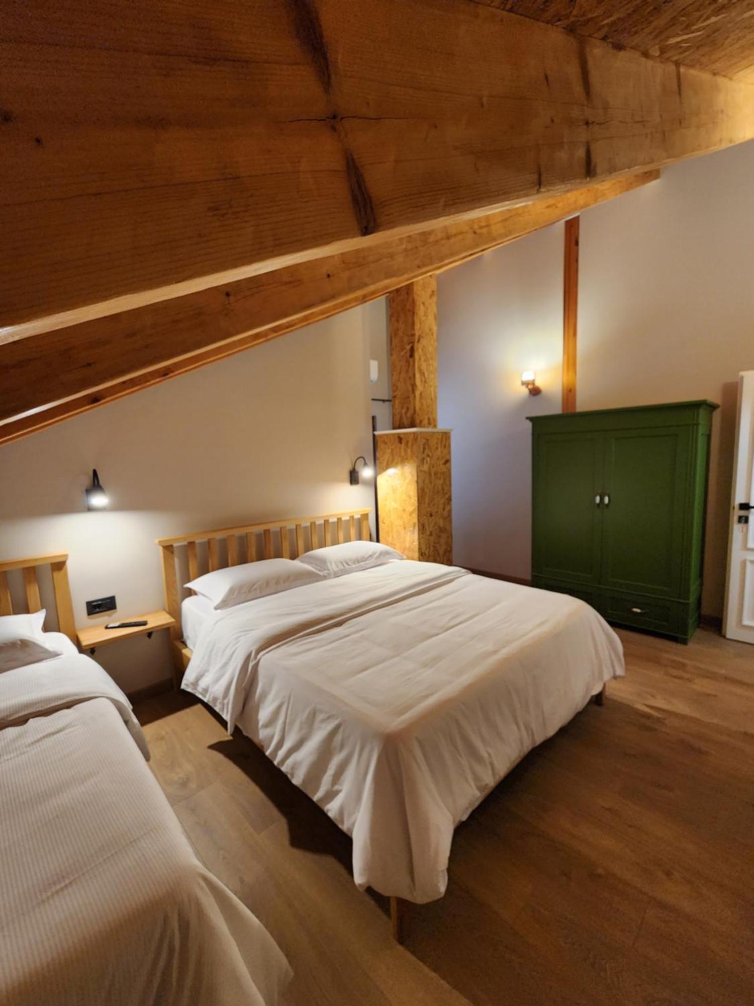 Guesthouse Te Avllia Kelcyre Eksteriør billede